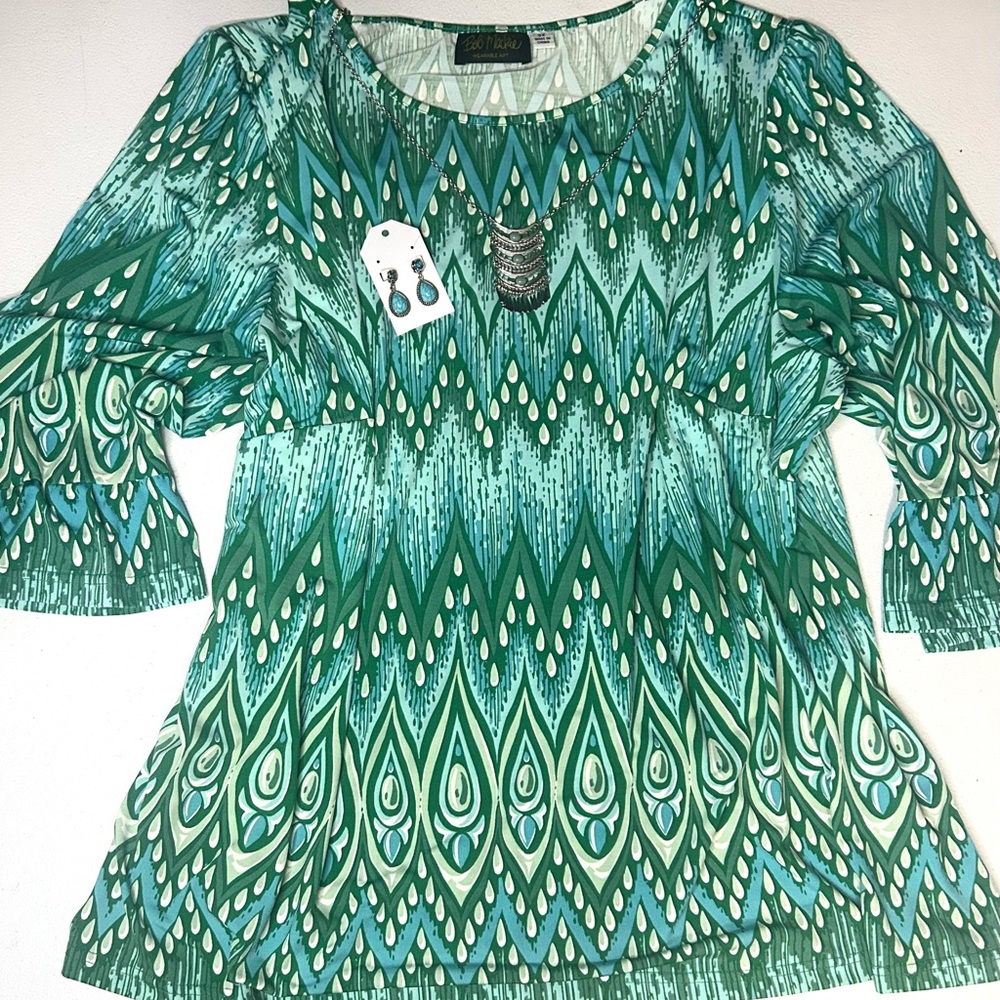 Bob Mackie plus size top